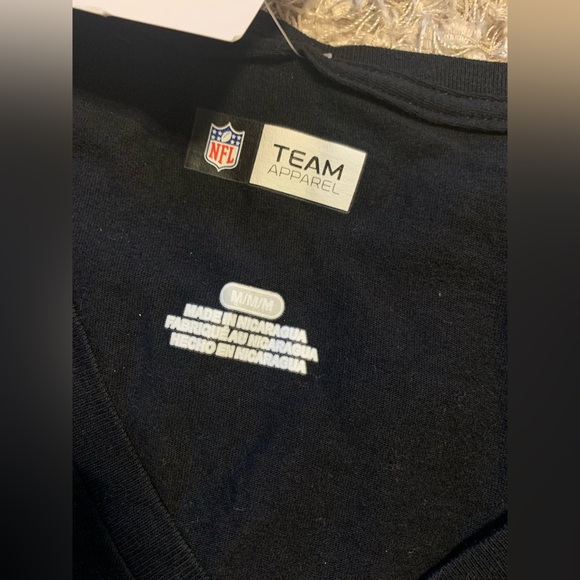 NFL Pittsburgh Steelers Black and Gold Team Tee size Medium NWT - Picture 4 of 4